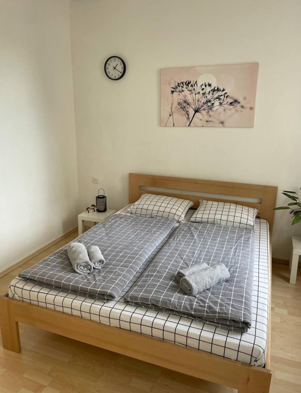 Apartaments Simsim Lviv Exterior photo